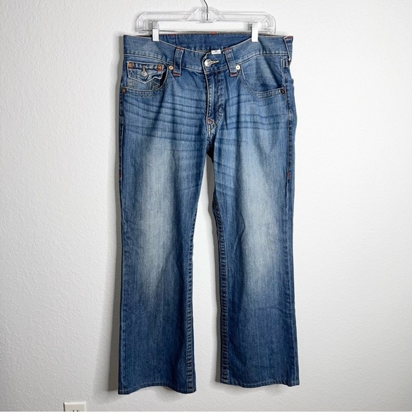 True Religion Jeans Men 34 X 31 Bootcut Medium Wash Y2K CL - Picture 1 of 8